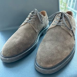 Ralph Lauren brown suade shoes. Size US 10 / EUR 43.